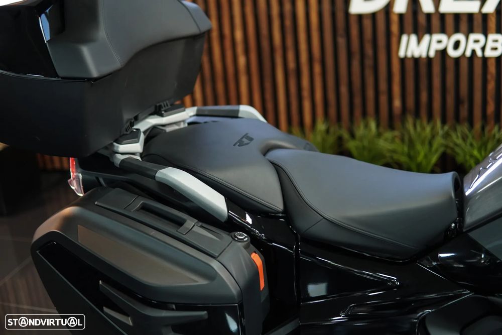 BMW R 1300 RT TRIPLE BLACK  C/ ASA - 39