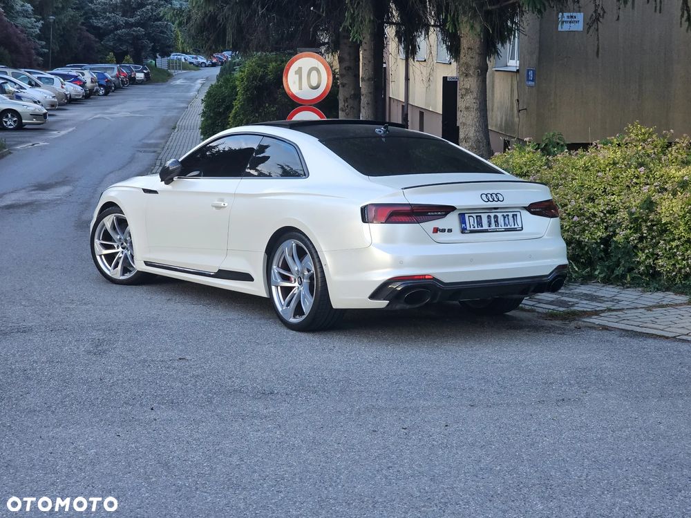 Audi RS5 Coupé - 1