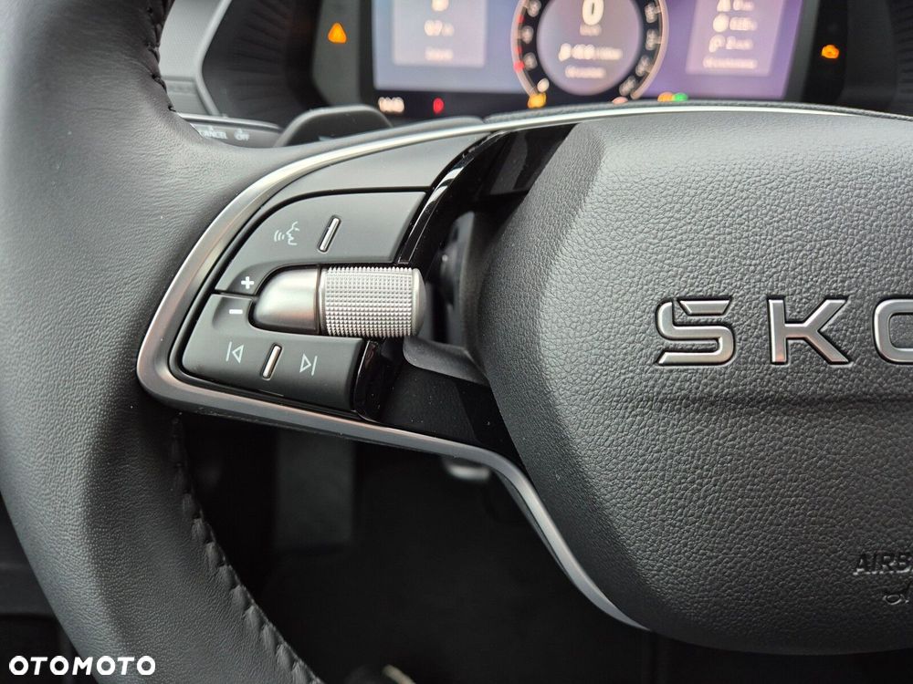 Skoda Octavia 2.0 TDI Drive Essence DSG - 32