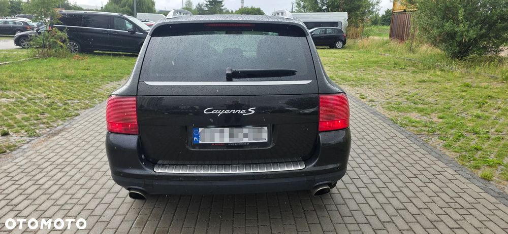 Porsche Cayenne - 5