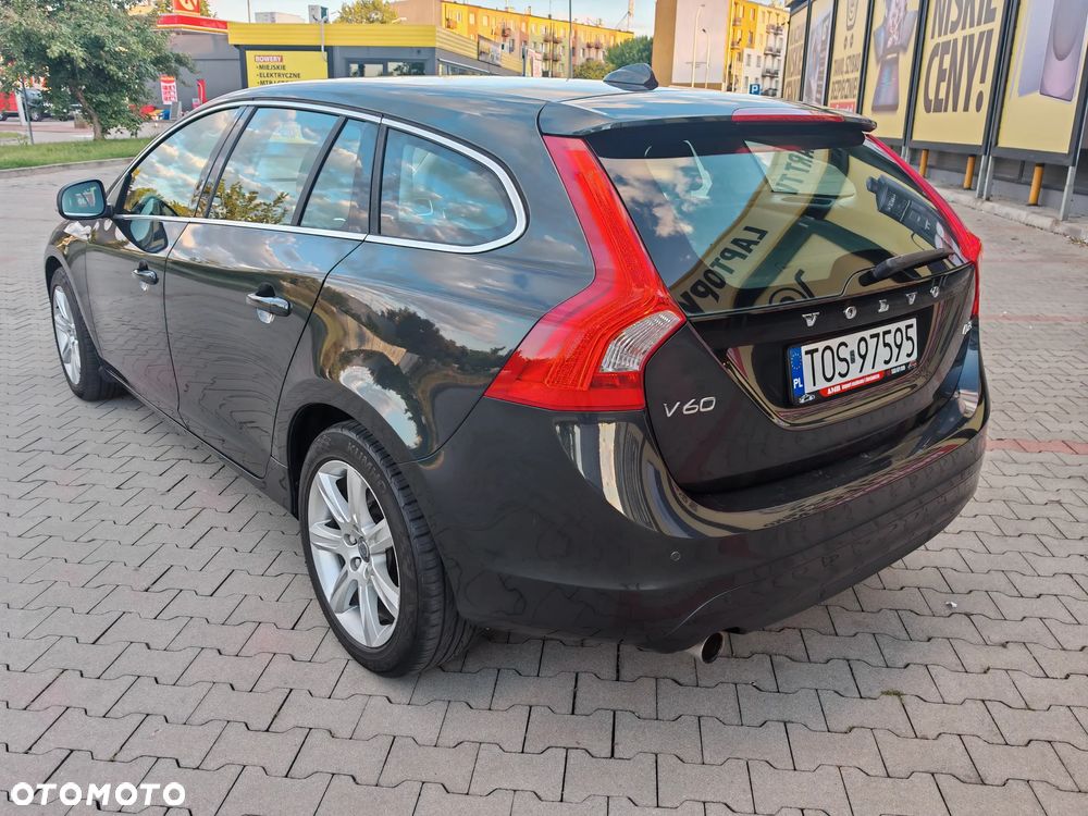 Volvo V60 D3 Momentum - 31