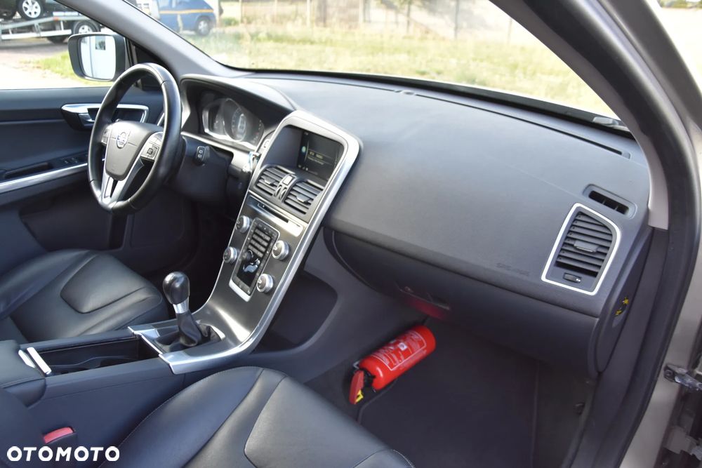 Volvo XC 60 D4 Summum - 7