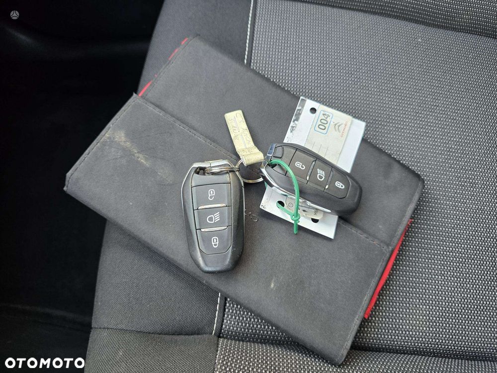 Citroën C3 Aircross PureTech 130 Stop & Start EAT6 OPF SHINE - 33