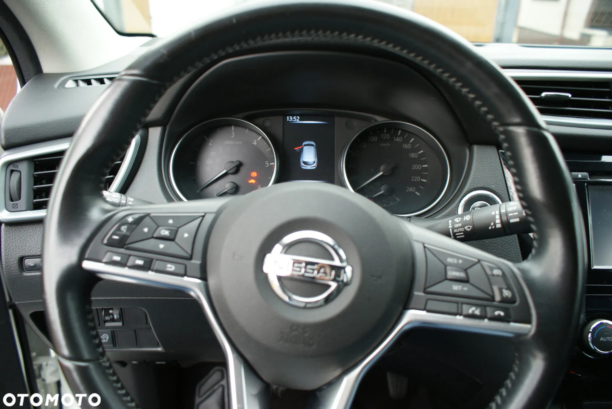 Nissan Qashqai 1.5 dCi Tekna - 15