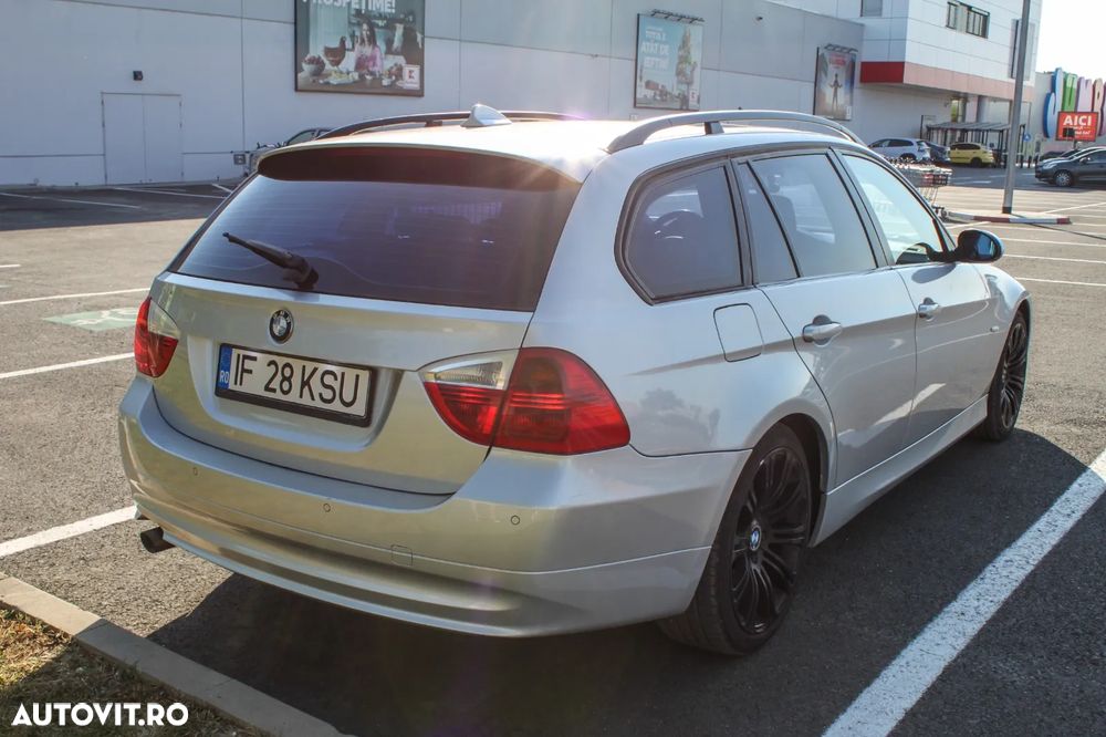 BMW Seria 3 320d DPF Aut. - 35