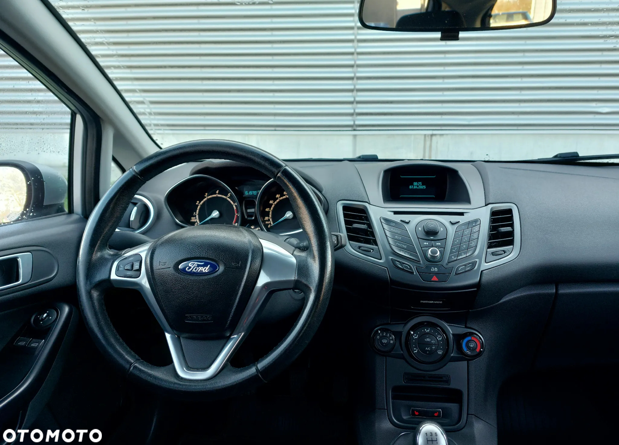 Ford Fiesta - 14