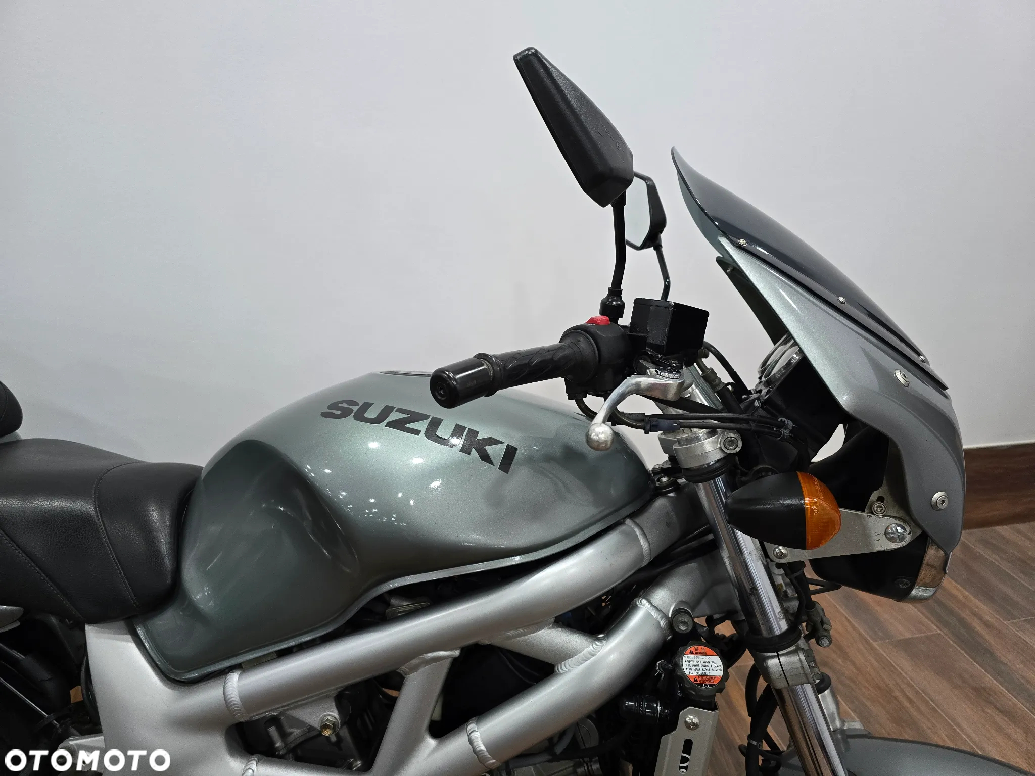 Suzuki SV - 9