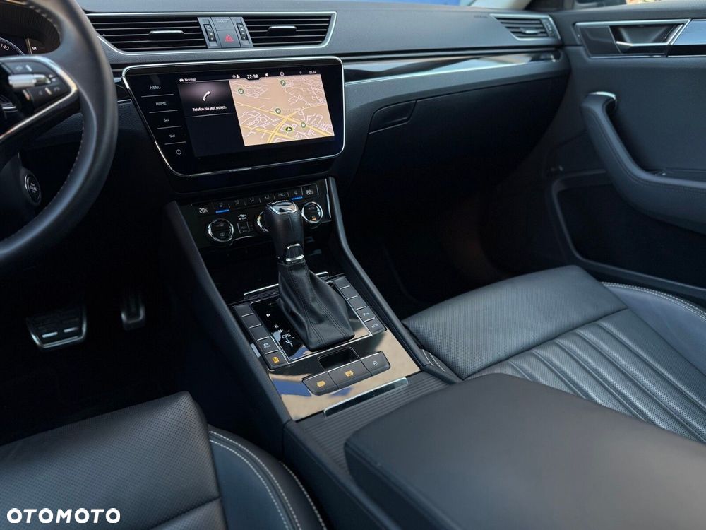 Skoda Superb 2.0 TDI SCR L&K DSG - 17