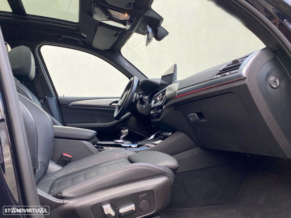 BMW X3 30 e xDrive Pack M 50 anos - 19