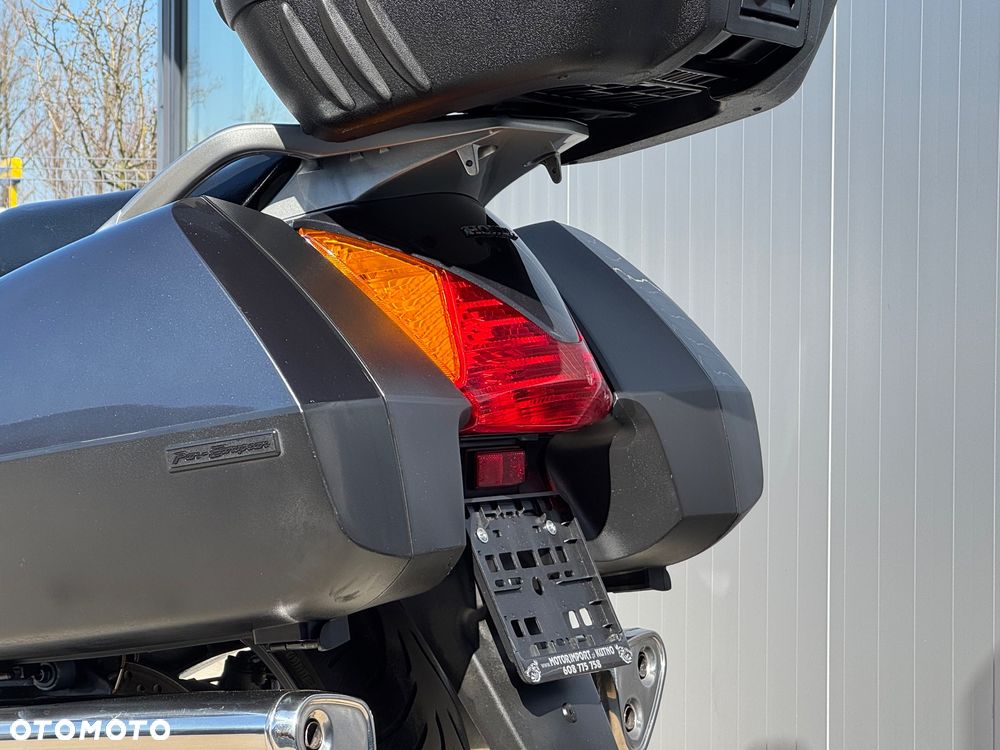 Honda ST - 30