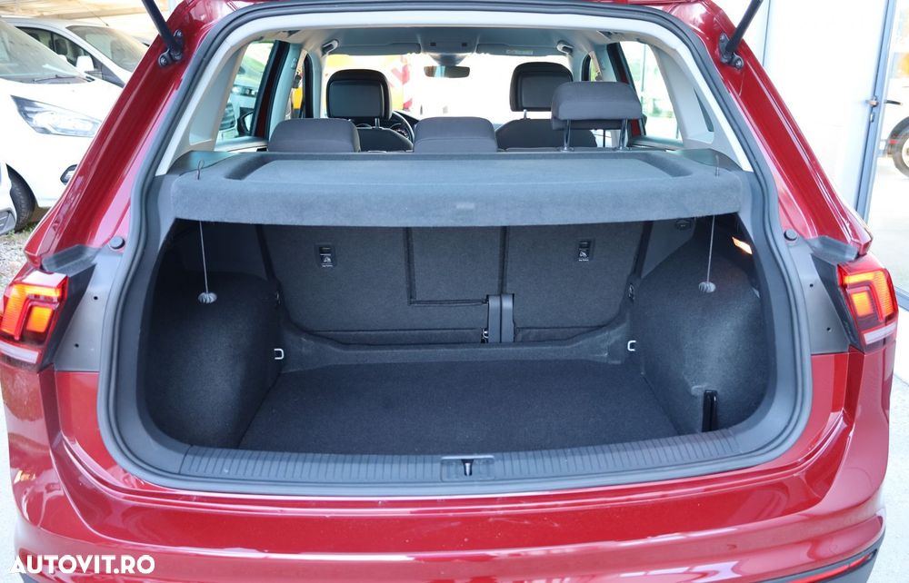 Volkswagen Tiguan - 23