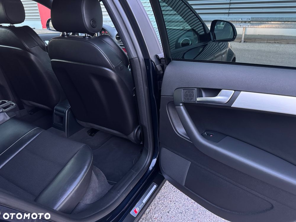 Audi A3 Sportback 1.8 TFSI S line Sportpaket Plus - 35