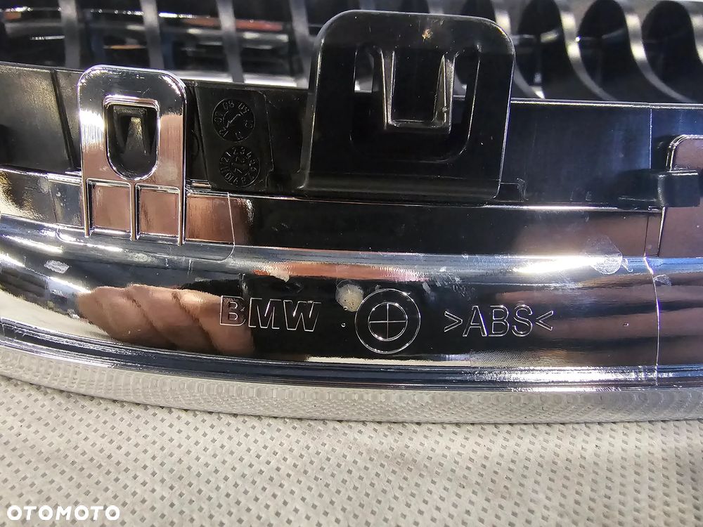 GRILL ATRAPA NERKI BMW E90 E91 LCI 51137201968 51137201967 - 7