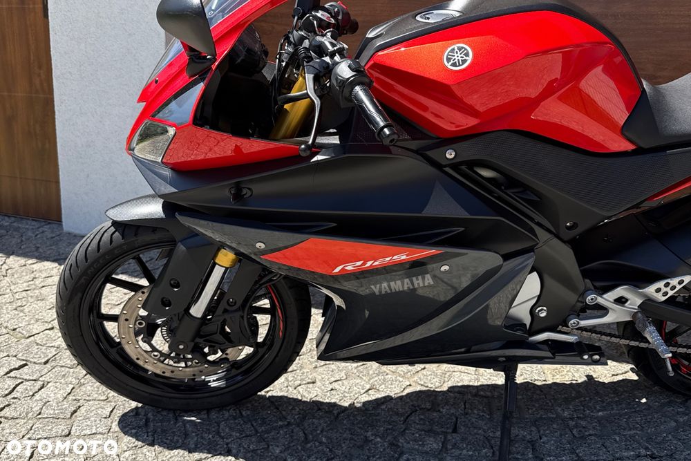 Yamaha YZF - 23