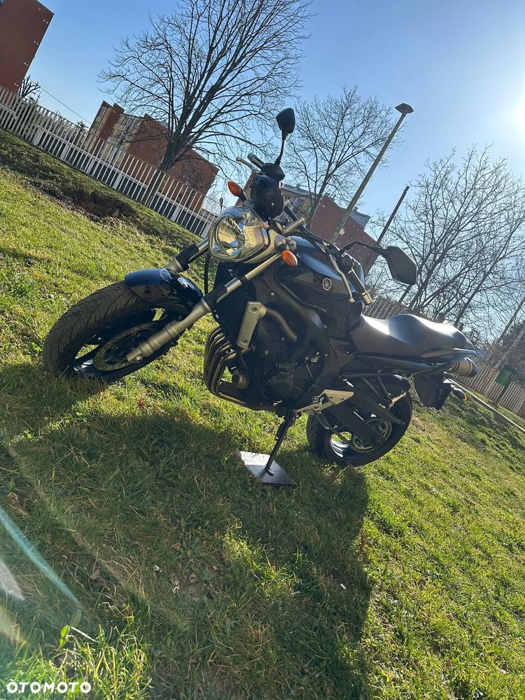 Yamaha FZ6 - 6