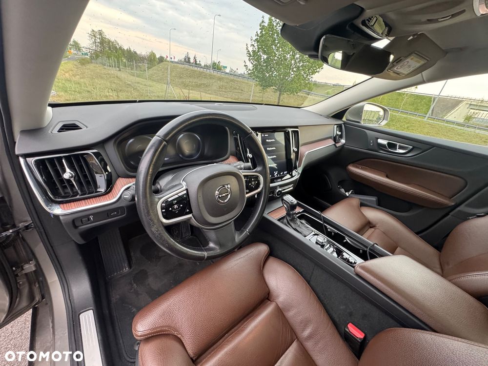 Volvo V60 D4 Geartronic Inscription - 16