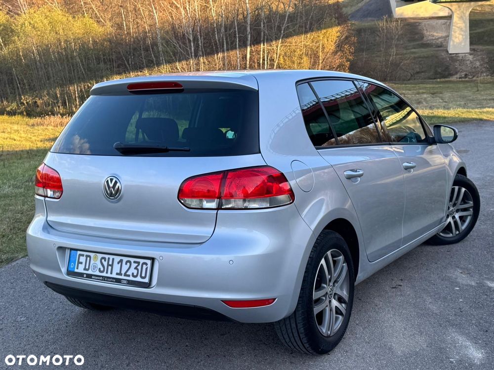 Volkswagen Golf 1.6 Goal - 18