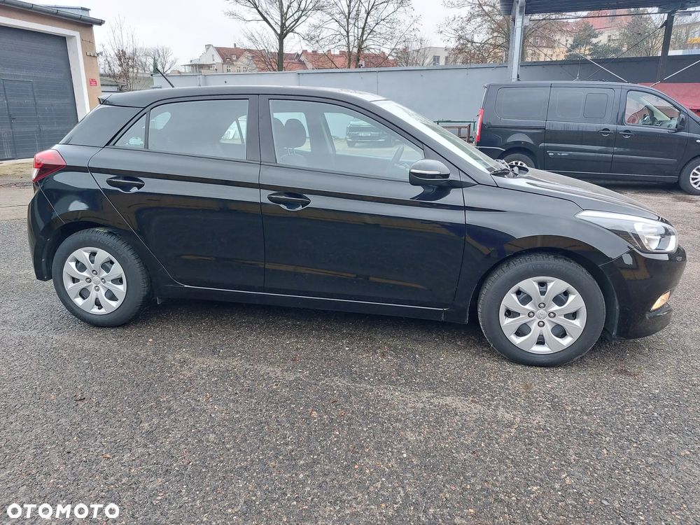 Hyundai i20 1.2 Classic Plus - 2