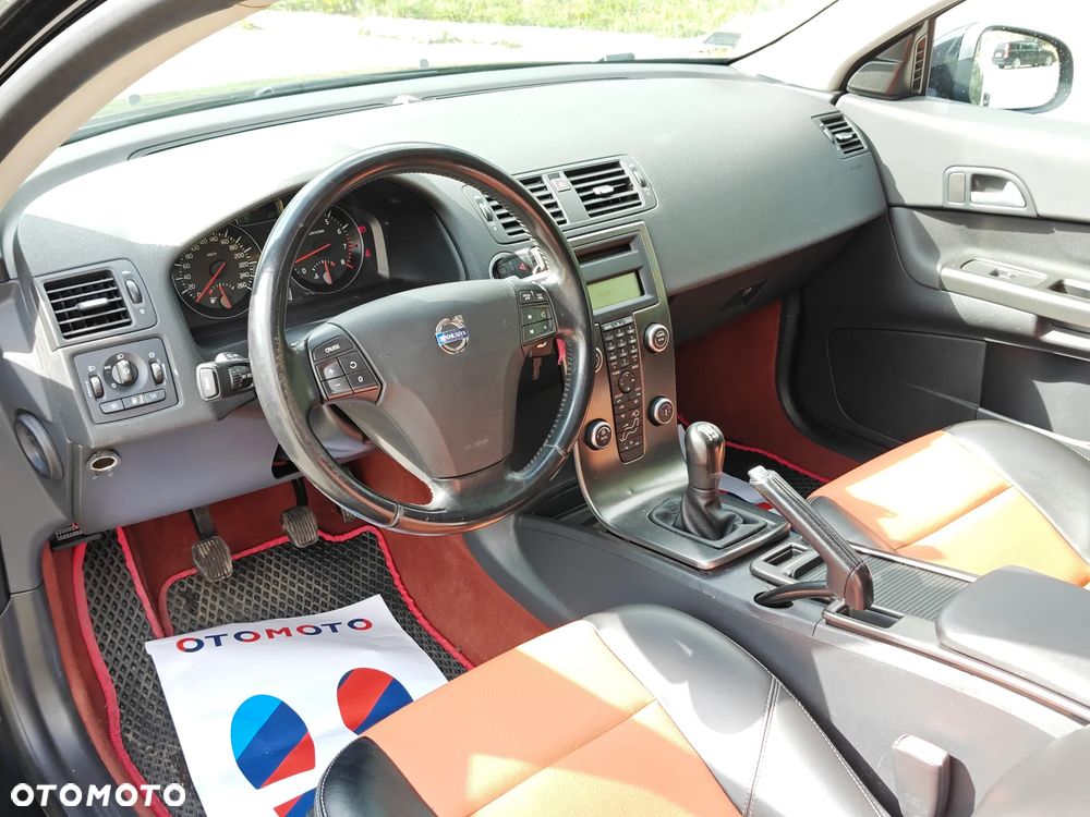 Volvo C30 2.0 R-Design - 6