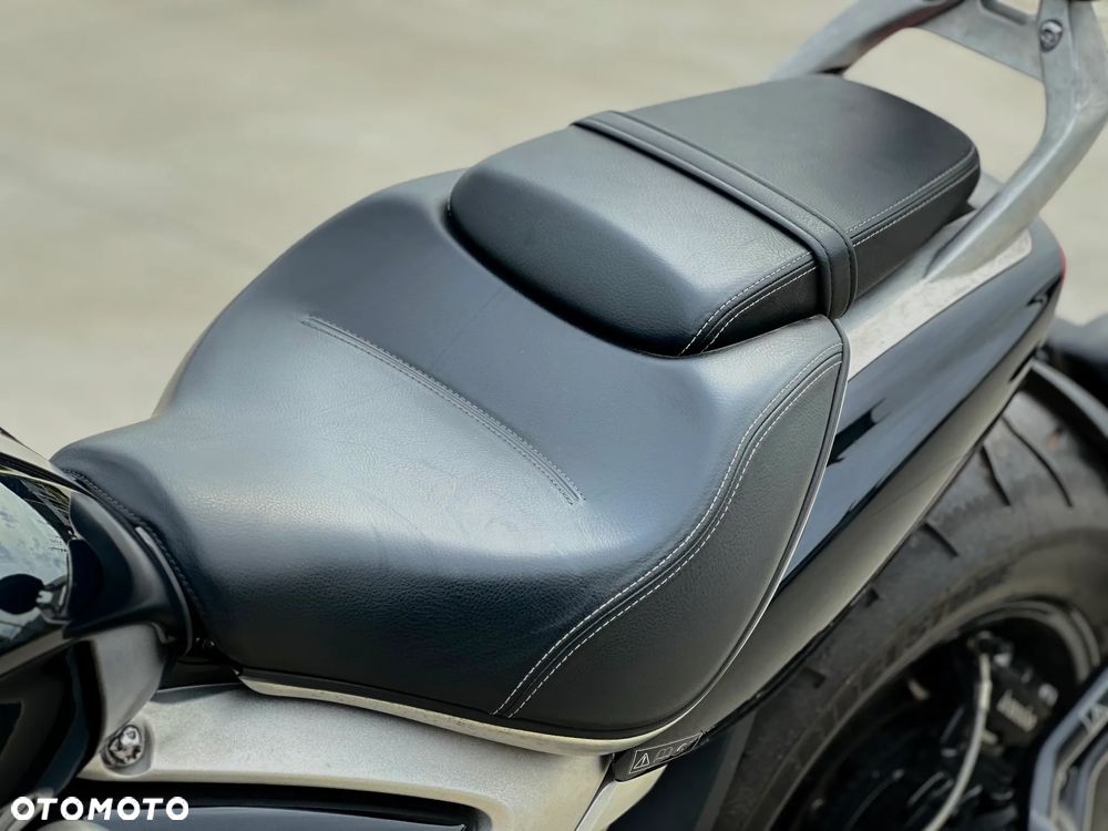 Triumph Rocket - 25