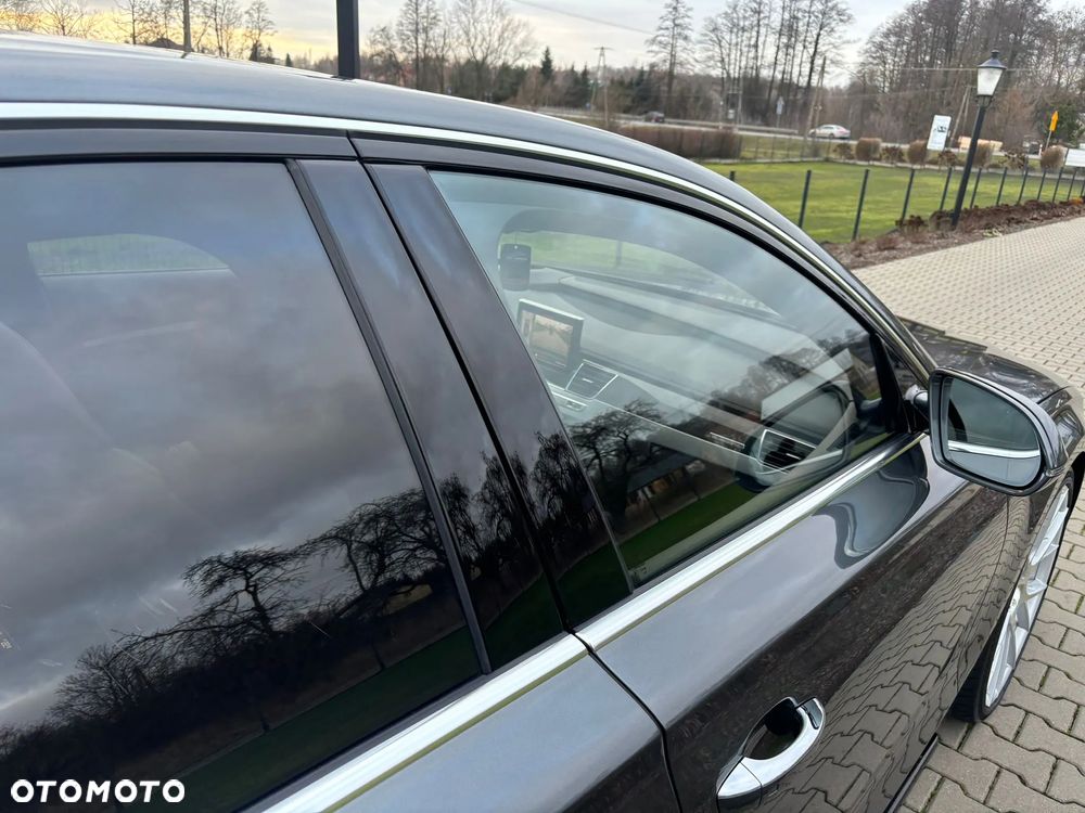 Audi S8 - 9