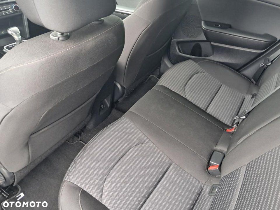 Kia Ceed - 14