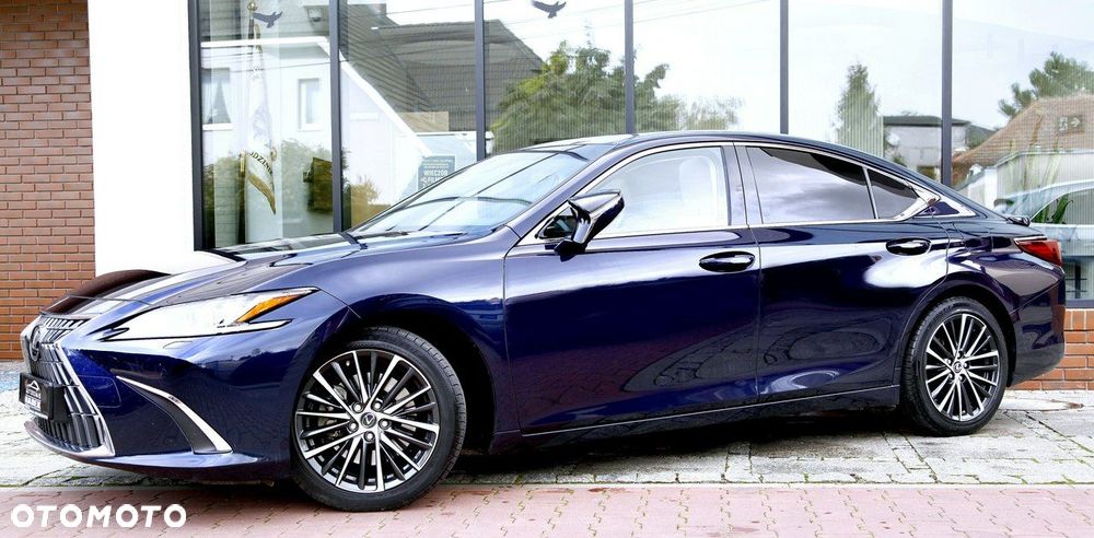 Lexus ES - 36