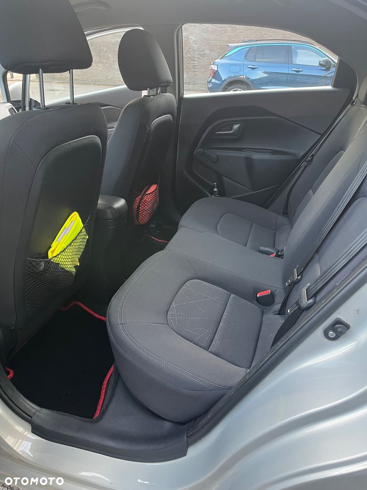Kia Rio 1.4 M (klm) - 13