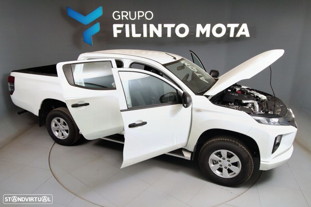 Mitsubishi L200 2.3 DI-D CD Invite 4WD - 16