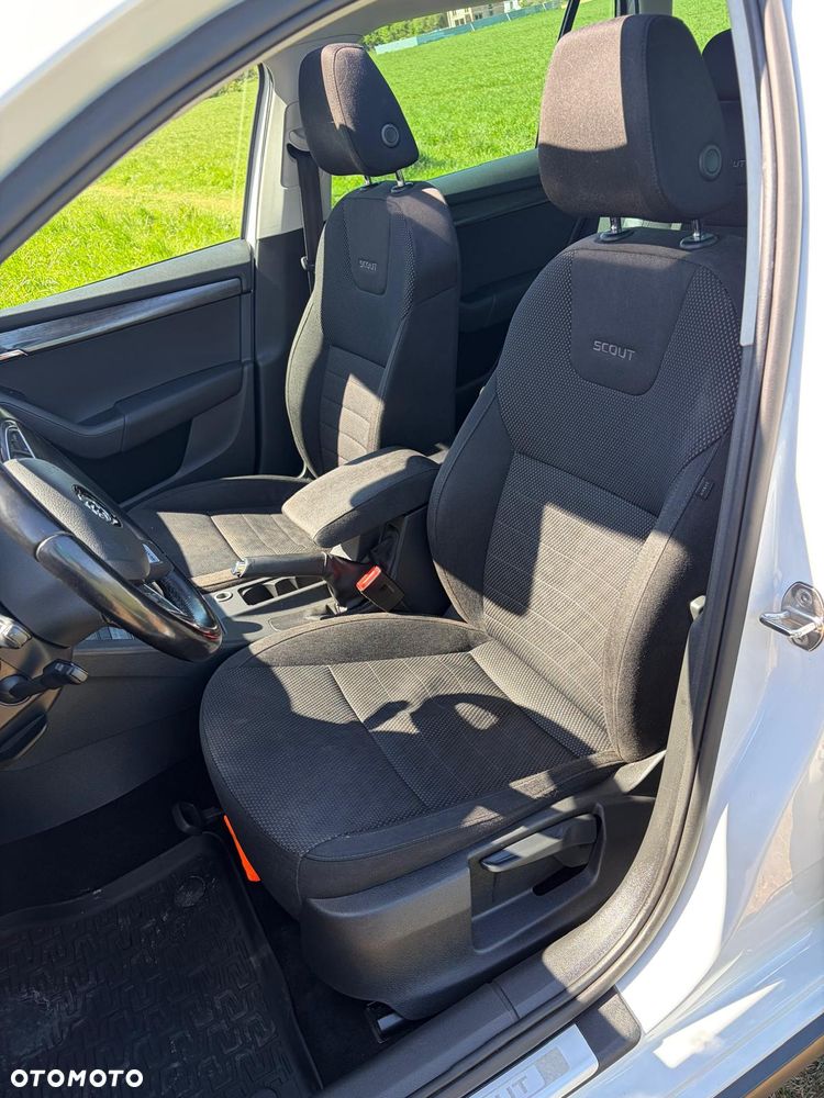 Skoda Octavia Scout 1.8 TSI 4x4 DSG - 14