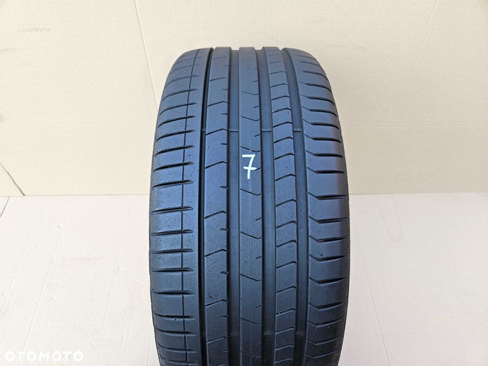 1x OPONA letnia 255/35 R21 PIRELLI P ZERO T1 ELECT 7mm 98W PNCS