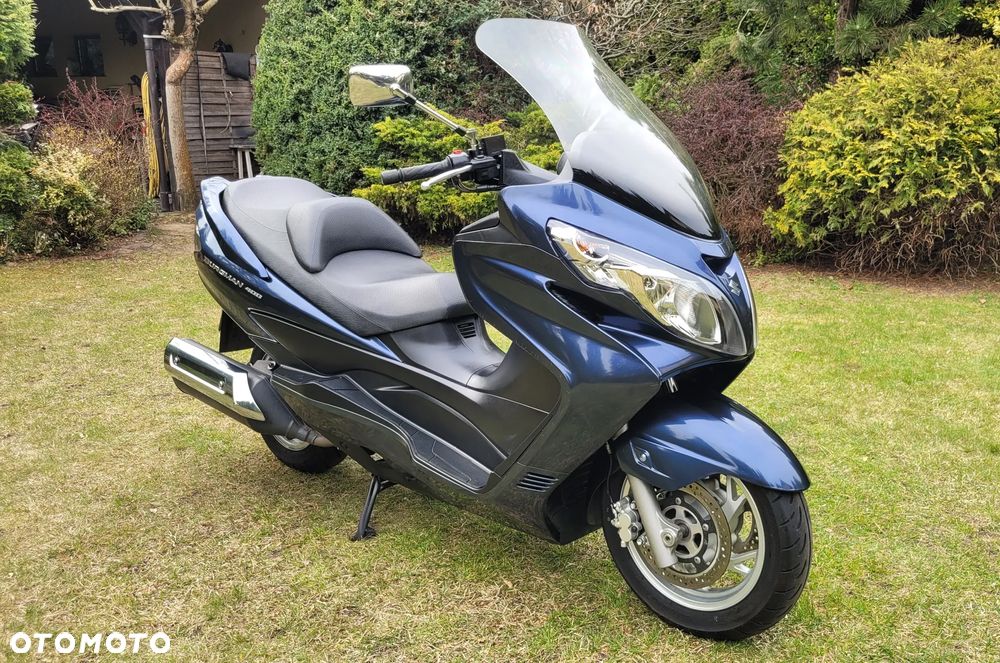 Suzuki Burgman - 31