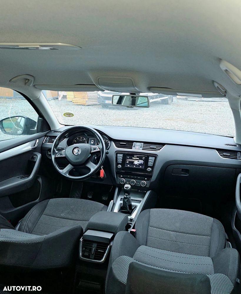 Skoda Octavia Combi 1.2 TSI FAMILY - 13