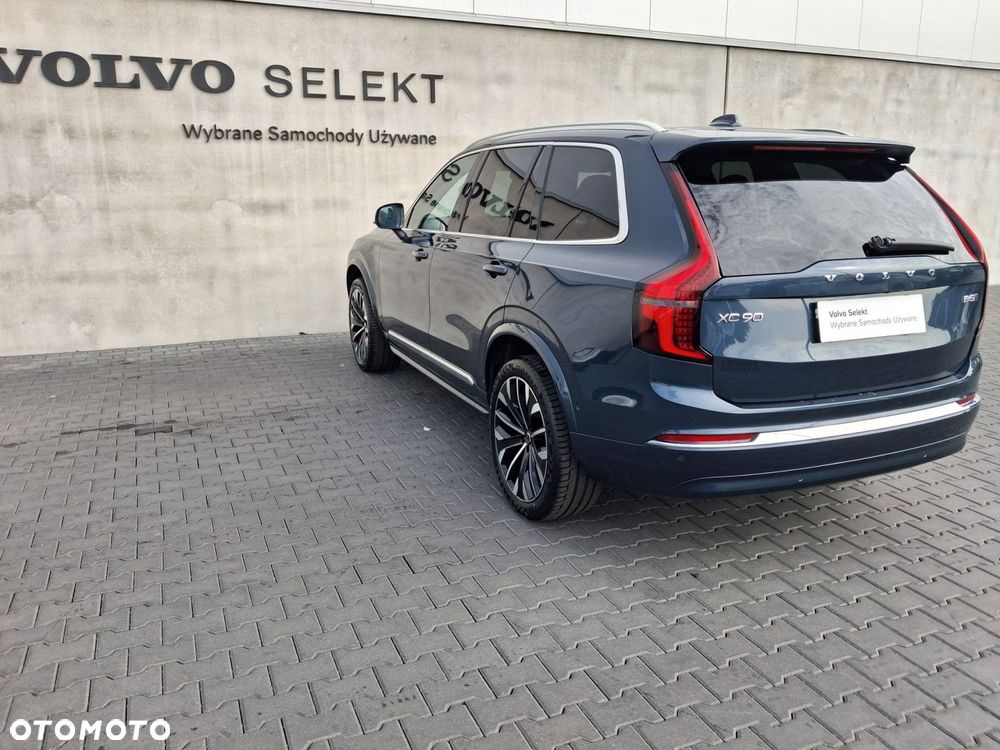 Volvo XC 90 - 7