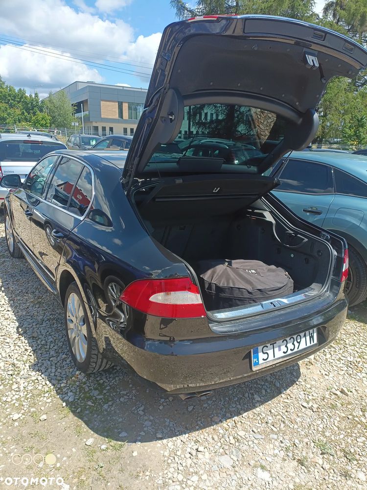 Skoda Superb 1.8 TSI Ambition DSG - 15
