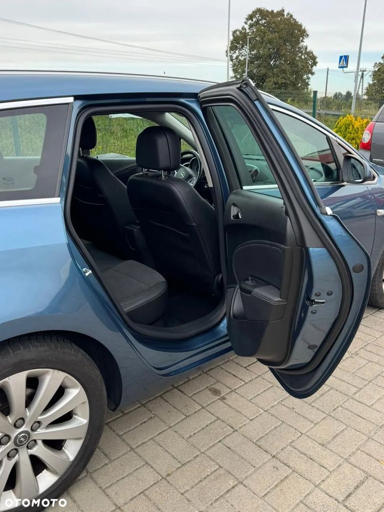 Opel Astra 1.6 Sports Tourer Automatik - 24