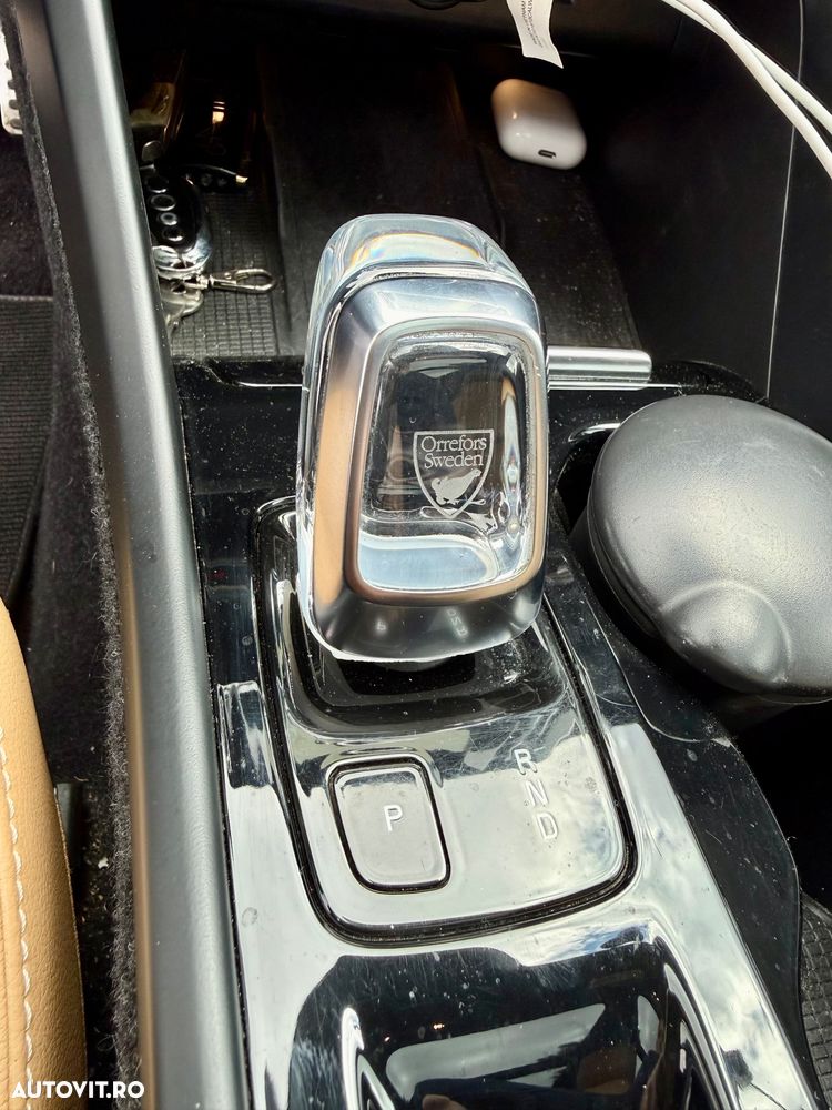 Volvo XC 40 T4 Inscription - 16