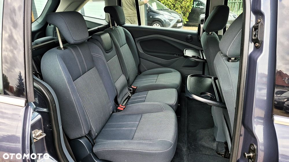 Ford Grand C-MAX 1.6 Ti-VCT Titanium - 29