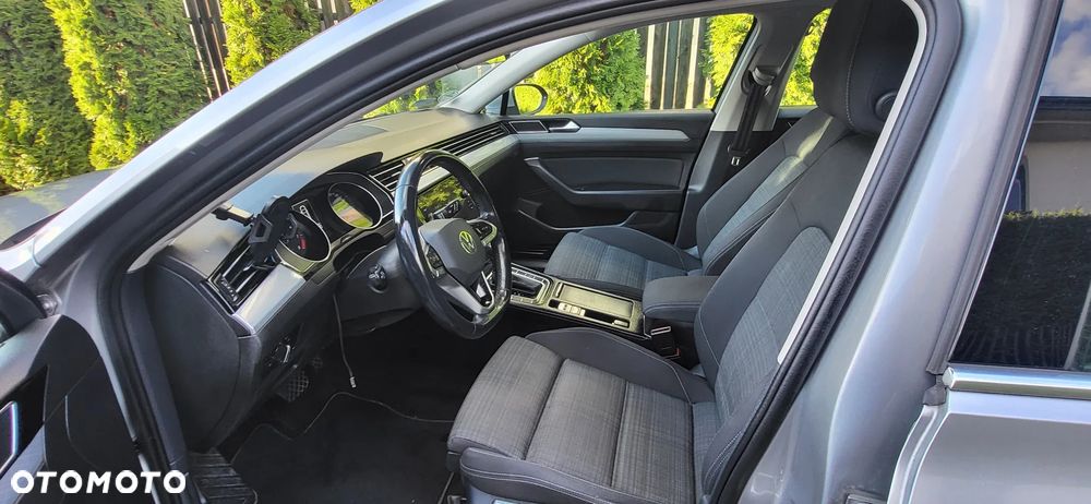 Volkswagen Passat 1.5 TSI EVO Business DSG - 11