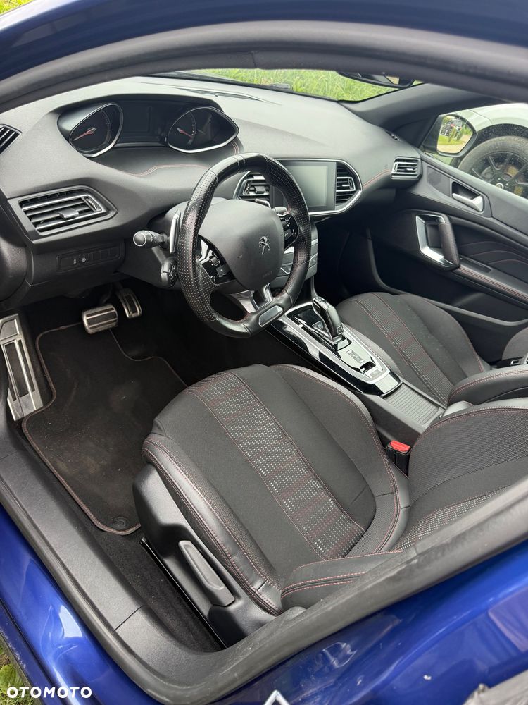 Peugeot 308 1.5 BlueHDi GT S&S EAT8 - 8