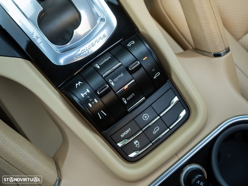 Porsche Cayenne 3.0 V6 - 33