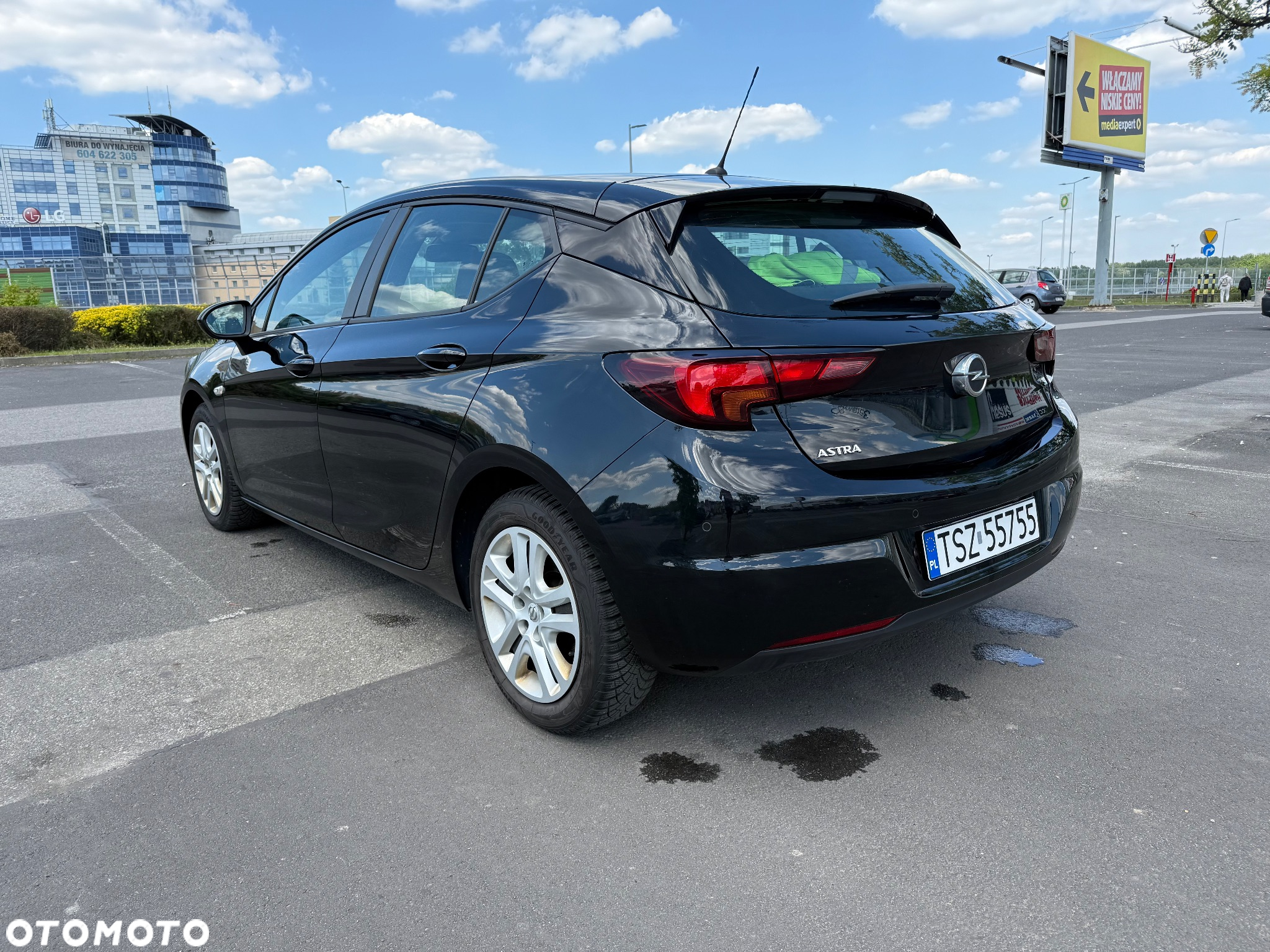 Opel Astra V 1.2 T Edition S&S - 3