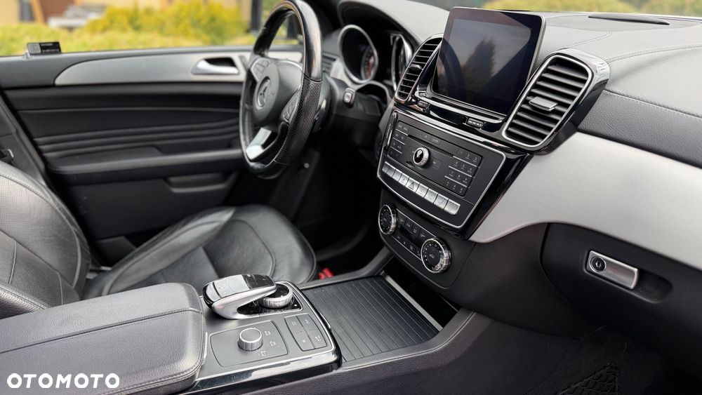 Mercedes-Benz GLE 350 d 4-Matic - 16