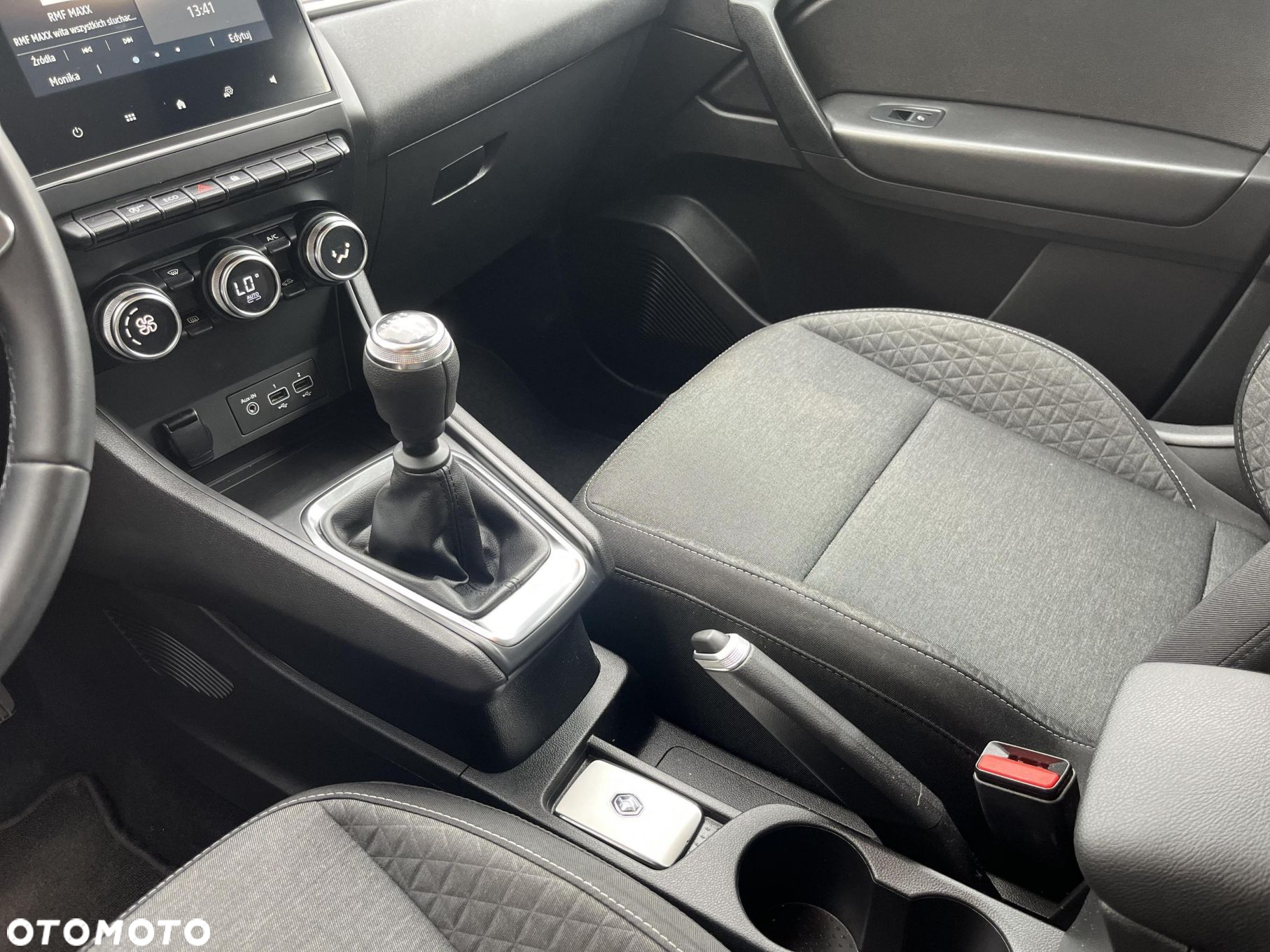 Renault Captur 1.0 TCe Zen - 15
