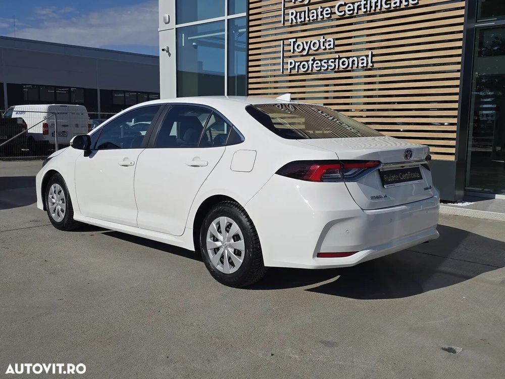 Toyota Corolla - 6