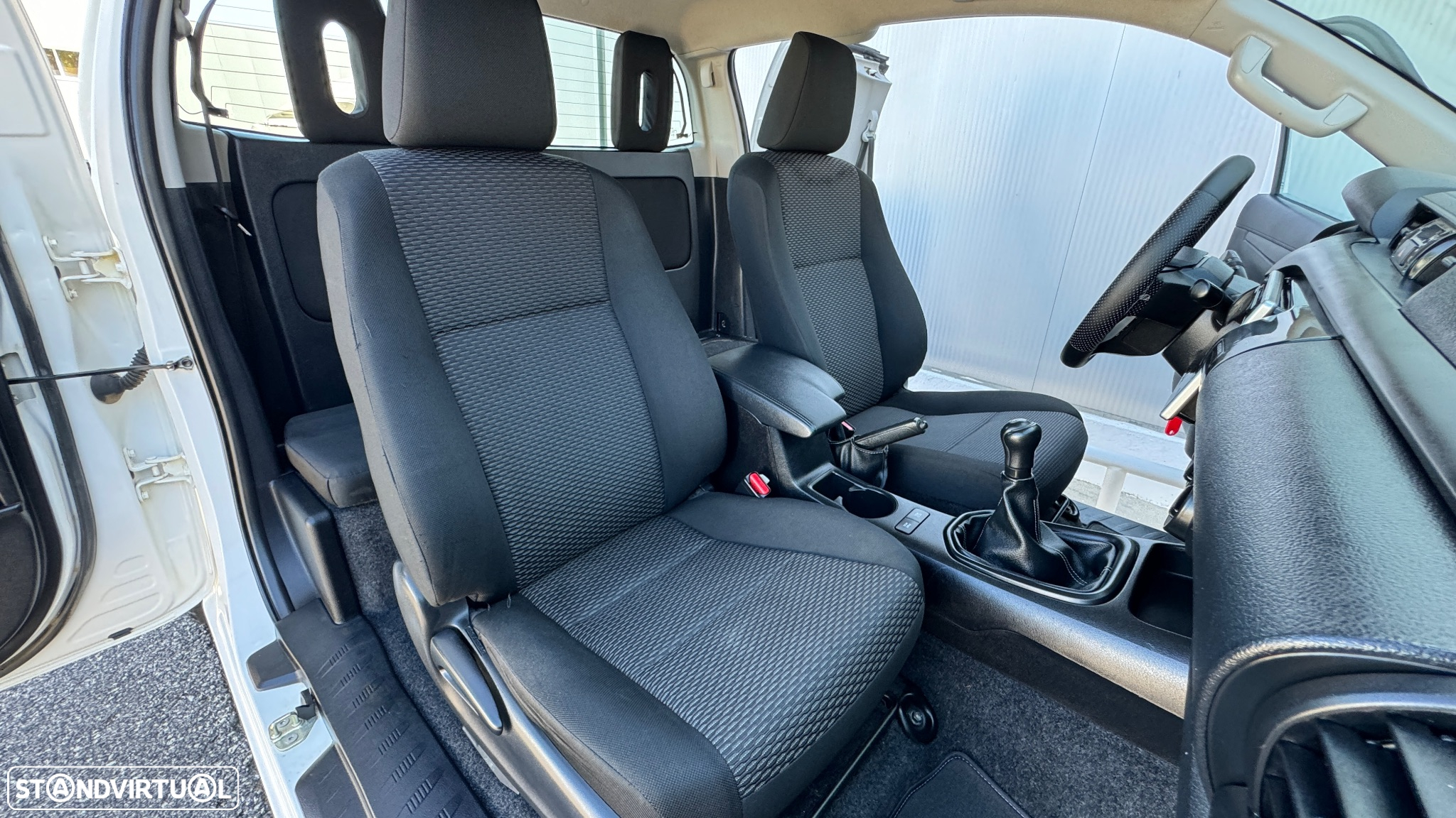 Toyota Hilux 2.4 D-4D 4X4 cabine extra - 10
