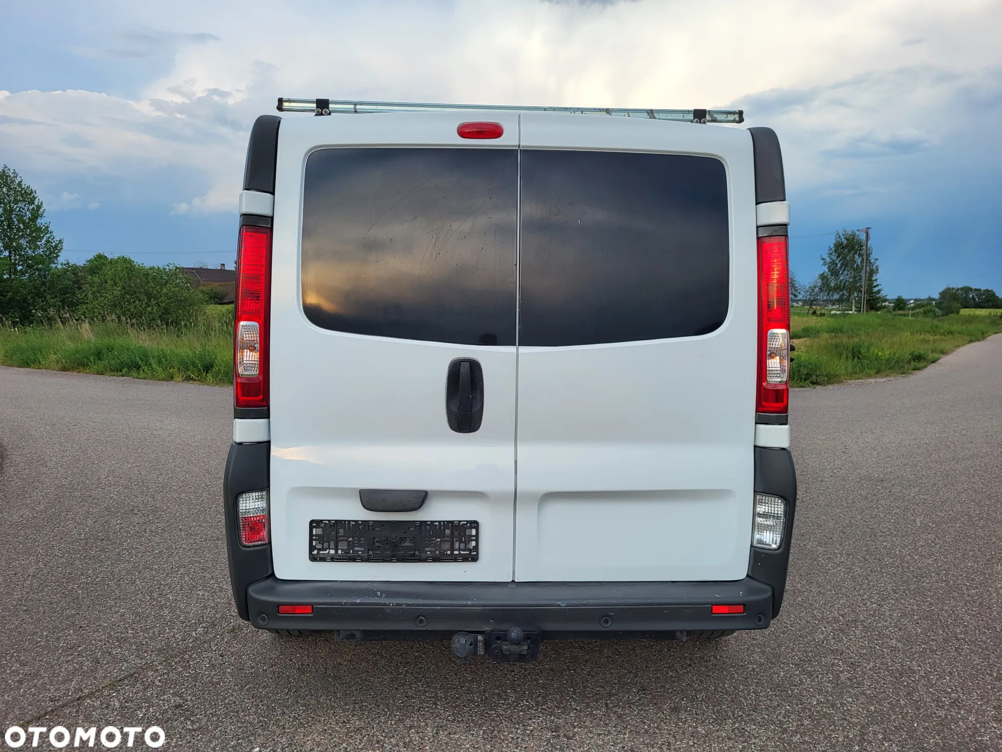 Opel VIVARO - 8