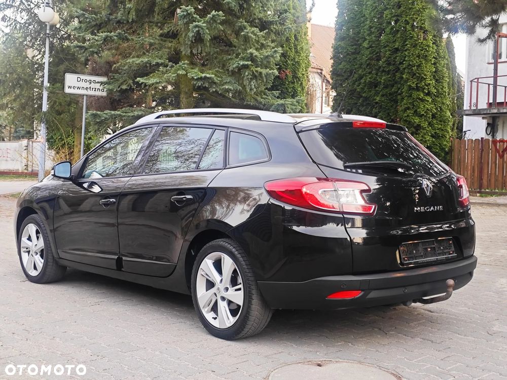 Renault Megane ENERGY dCi 110 Start & Stop Bose Edition - 11