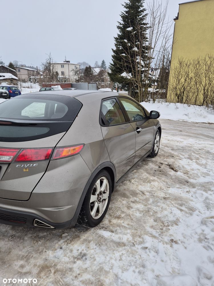 Honda Civic 1.8i-VTEC Executive - 2