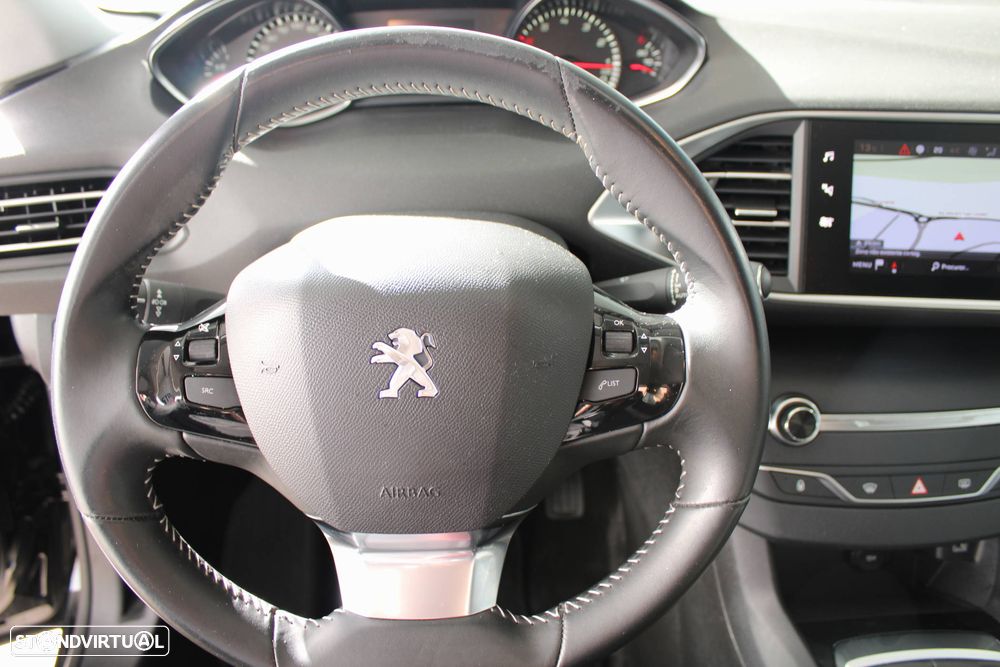 Peugeot 308 SW 1.2 PureTech Style - 6